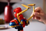 LEGO Super Heroes Iron Spider-Man Bust (76326) (7)