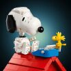 LEGO® Ideas Peanuts: Snoopy's Doghouse (21368) (4)