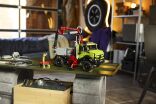 LEGO® Technic Mercedes-Benz Unimog U 5023 With Crane (42242) (8)