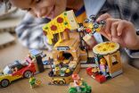 LEGO® City Pizza Delivery Experience With Vehicles (60496) (10)