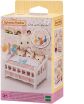 Sylvanian Families Crib With Mobile (5534) (1)