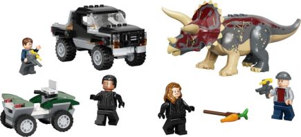 LEGO Jurassic World Triceratops Pick-Up Truck Ambush (76950)