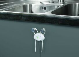 Safety 1st Εύκαμπτη Ασφάλεια Ντουλαπιών Λευκή (U01-39095-00)