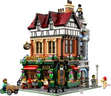LEGO Icons Tudor Corner (10350)