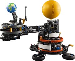 LEGO Technic Planet Earth And Moon In Orbit (42179)