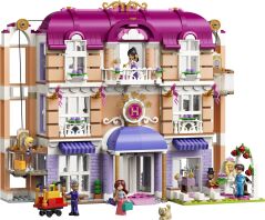 LEGO® Friends Heartlake City Grand Hotel (42704)