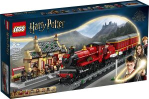 LEGO Harry Potter Hogwarts Express & Hogsmeade Station (76423)