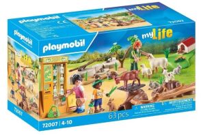 Playmobil Ταΐζοντας Τα Ζωάκια (72007)