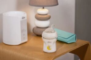 Chicco Μπιμπερό Γυάλινο Natural Feeling 250ml ΘΣ 0Μ+ (A50-81221-30)