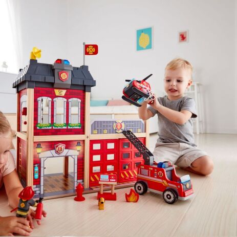 Hape Early Explorer Ξύλινος Πυροσβεστικός Σταθμός (E3023A) (3)