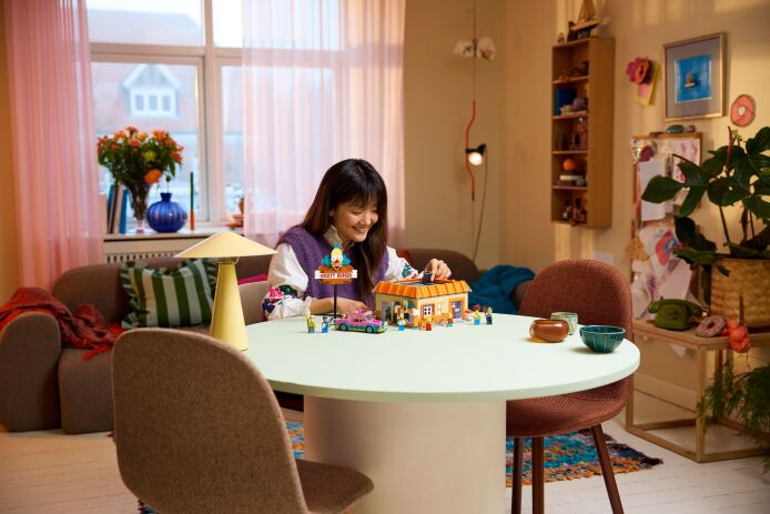 LEGO Icons The Simpons: Krusty Burger (10352) (10)