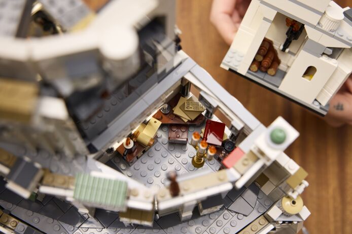 LEGO® Icons The Lord Of The Rings: Minas Tirith (11377) (8)