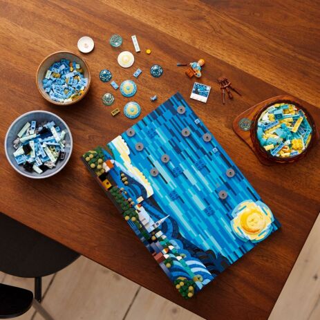 LEGO Ideas Vincent Van Gogh: The Starry Night (21333) (9)