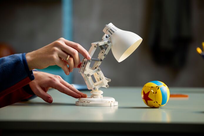 LEGO Ideas Disney Luxo JR. (21357) (9)