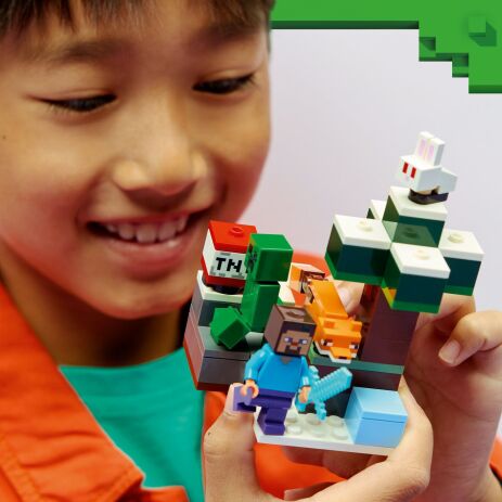 LEGO® Minecraft Steve's Taiga Adventure (21583) (4)