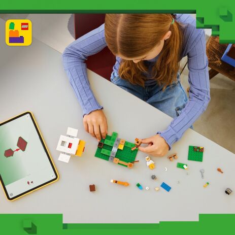 LEGO® Minecraft Chicken Farm (21585) (6)