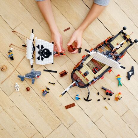 LEGO® Creator 3in1 Pirate Ship (31109) (5)