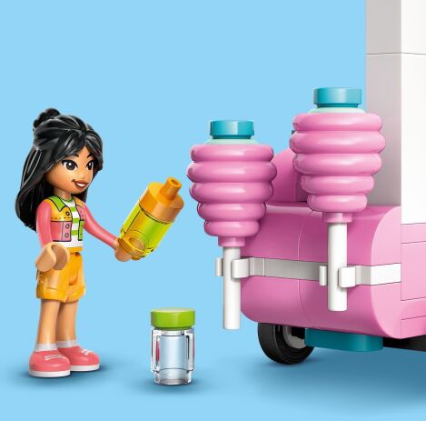 LEGO Friends Cotton Candy Stand & Scooter (42643) (3)