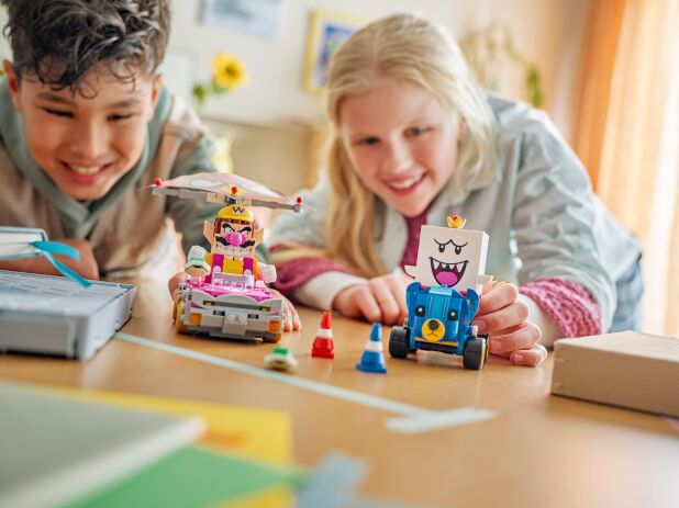 LEGO Super Mario Kart-Wario & King Boo (72038) (7)
