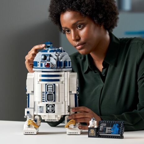 LEGO® Star Wars R2-D2 (75308) (6)