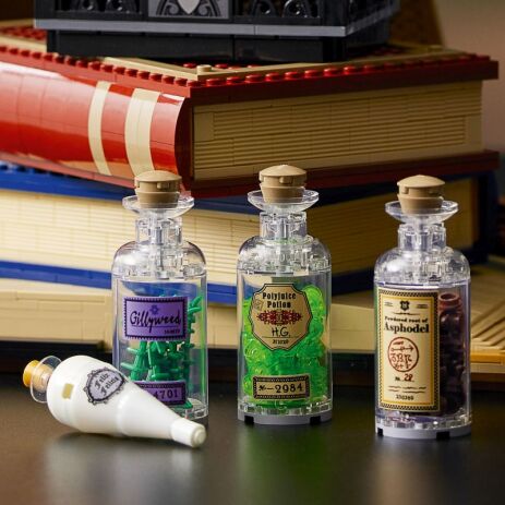 LEGO Harry Potter Hogwarts Icons - Collectors' Edition (76391) (5)