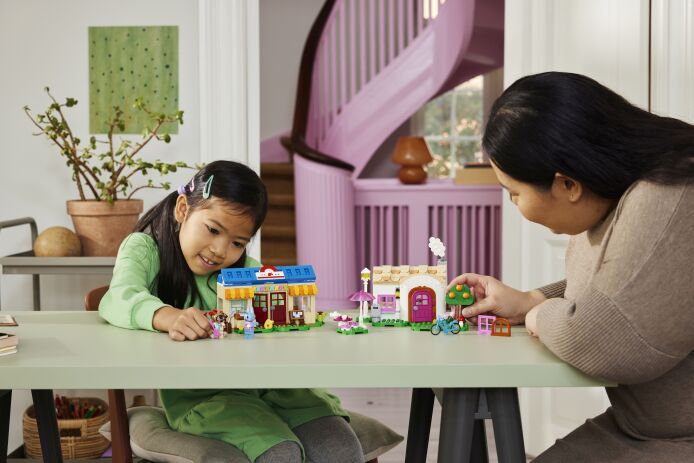 LEGO Animal Crossing Nook's Cranny & Rosie's House (77050) (9)