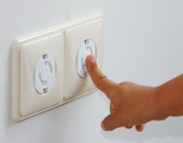 Safety 1st Ασφάλεια Πρίζας Περιστρεφόμενη-8Τμχ (U01-39051-00) (1)