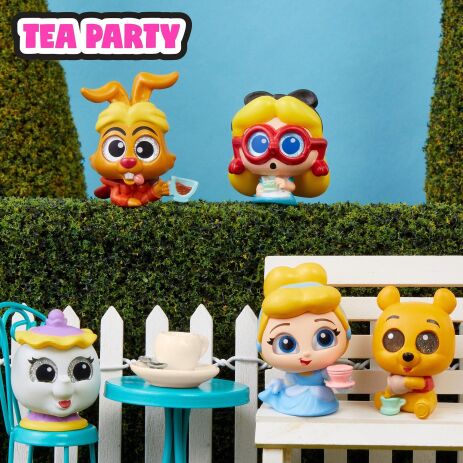 Disney Doorables Multi Peek Party (DRB23000) (4)
