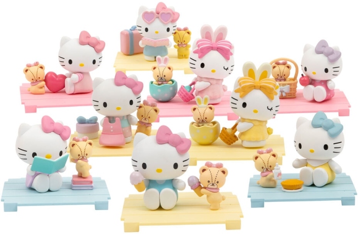 Hello Kitty Mini Box Sweetheart Playmate 6.5cm-9 Σχέδια-1Τμχ (HKT38100) (2)