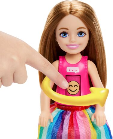 Βarbie Δασκάλα Καλλιτεχνικών & Chelsea (HRG48) (4)