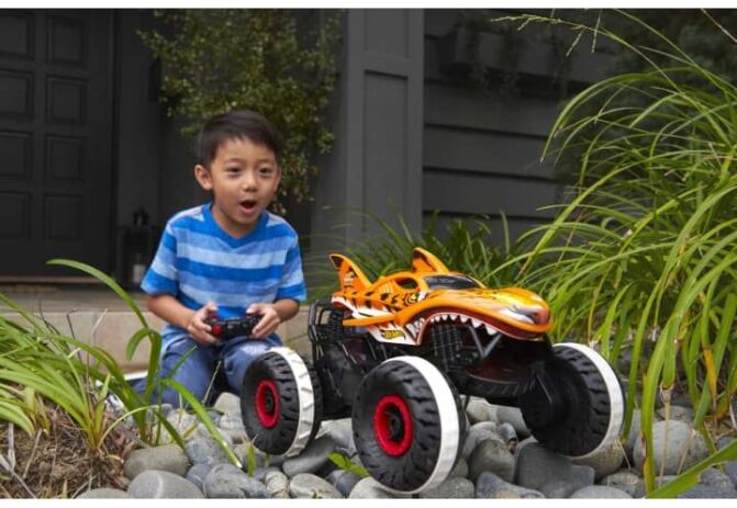 Hot Wheels Τηλεκατευθυνόμενο MT Tiger Shark 1:15 (HGV87) (5)