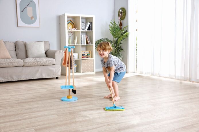 Hape Ξύλινο Σετ Καθαρισμού Broom Set (E3055A) (2)