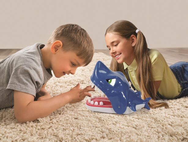 MAM Επιτραπέζιο Καρχαρίας Shark Chomp (GPF2102) (3)