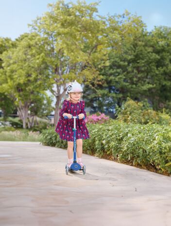 Globber Scooter Primo Plus Lights Navy Blue (442-600-4) (6)