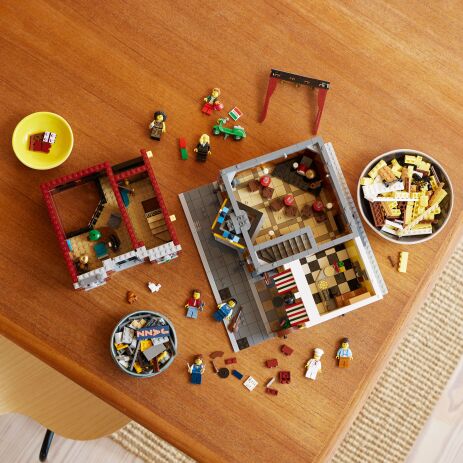 LEGO Icons Jazz Club (10312) (6)