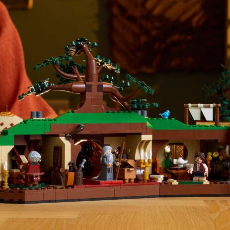LEGO® Icons Lord Of Rings: The Shire (10354) (2)