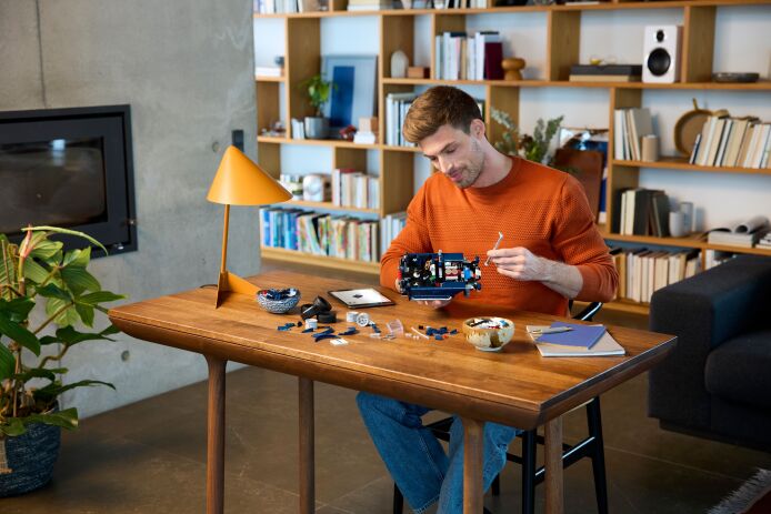 LEGO® Icons Shelby Cobra 427 S/C (10357) (8)