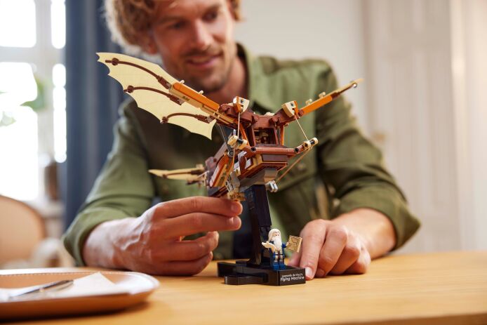LEGO® Icons Leonardo Da Vinci's Flying Machine (10363) (7)