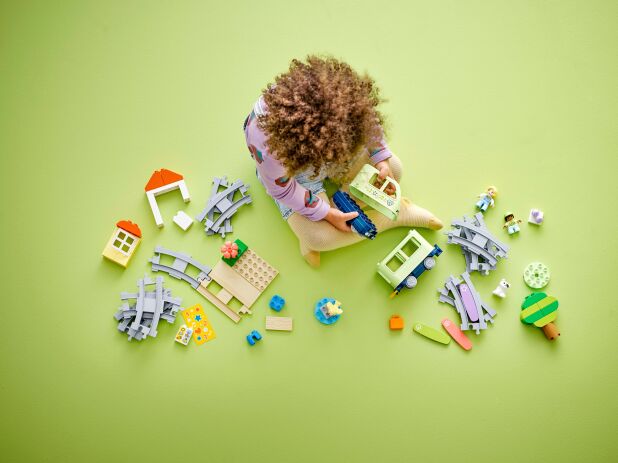 LEGO® Duplo Interactive Adventure Train (10427) (5)