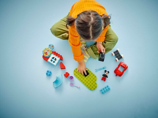 LEGO® Duplo Disney Mickey Mouse Clubhouse & Car (10454) (5)