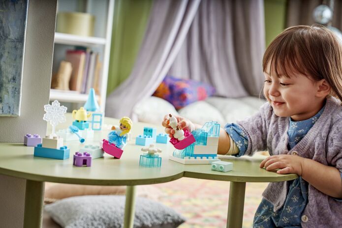 LEGO® Duplo Disney Frozen Creative Box With Elsa & Olaf (10462) (6)