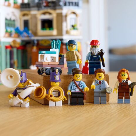 LEGO Icons Shopping Street (11371) (6)