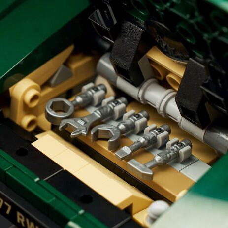 LEGO® Icons Jaguar E-Type (11381) (4)