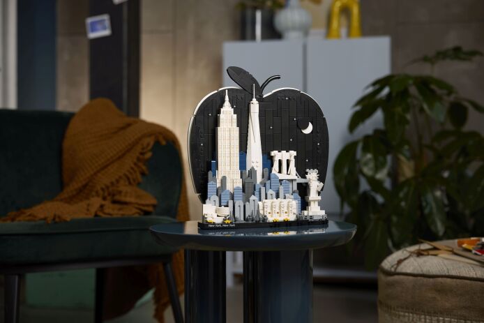 LEGO® Architecture New York City-The Big Apple (21066) (9)