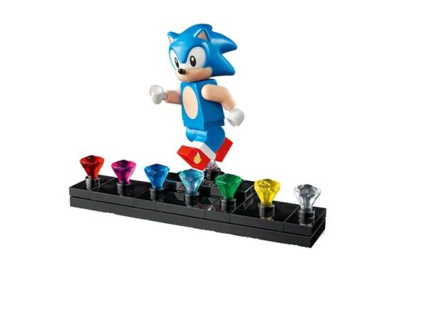 LEGO Sonic The Hedgehog–Green Hill Zone (21331) (2)
