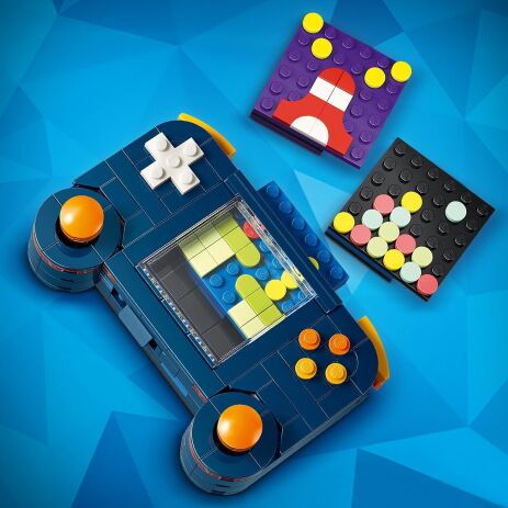 LEGO Creator 3in1 Retro Gaming Console (31380) (2)