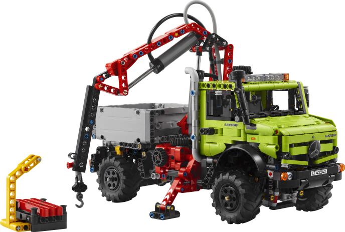 LEGO® Technic Mercedes-Benz Unimog U 5023 With Crane (42242) (1)