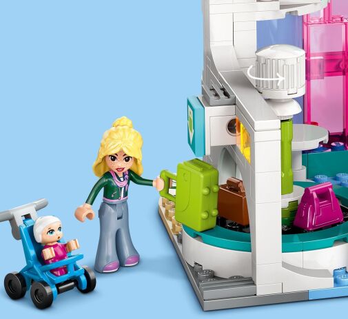 LEGO Friends Heartlake City Airport & Airplane (42656) (2)