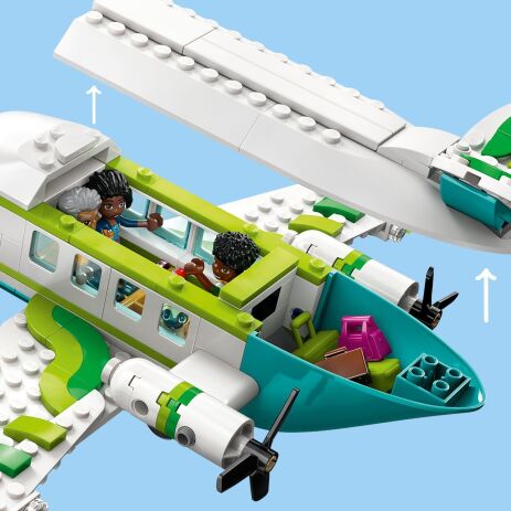 LEGO Friends Heartlake City Airport & Airplane (42656) (4)