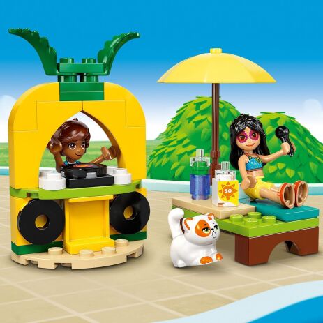 LEGO Friends Unicorn & Flamingo Pool Party (42658) (3)